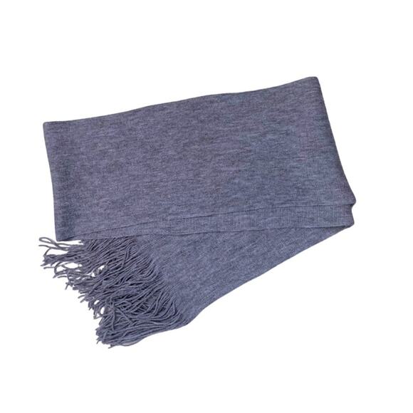 New York & Company Cozy Gray Scarf Fringe Grey Fall Winter Long - Picture 4 of 9